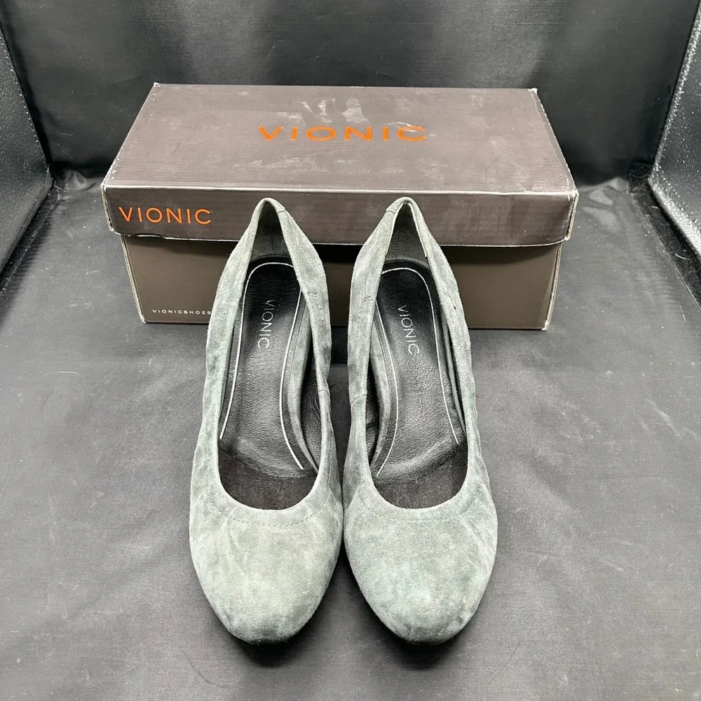 Vionic Lux Camden Wedge Heel Pumps Comfortable Dark Gray‎ Suede Size 8